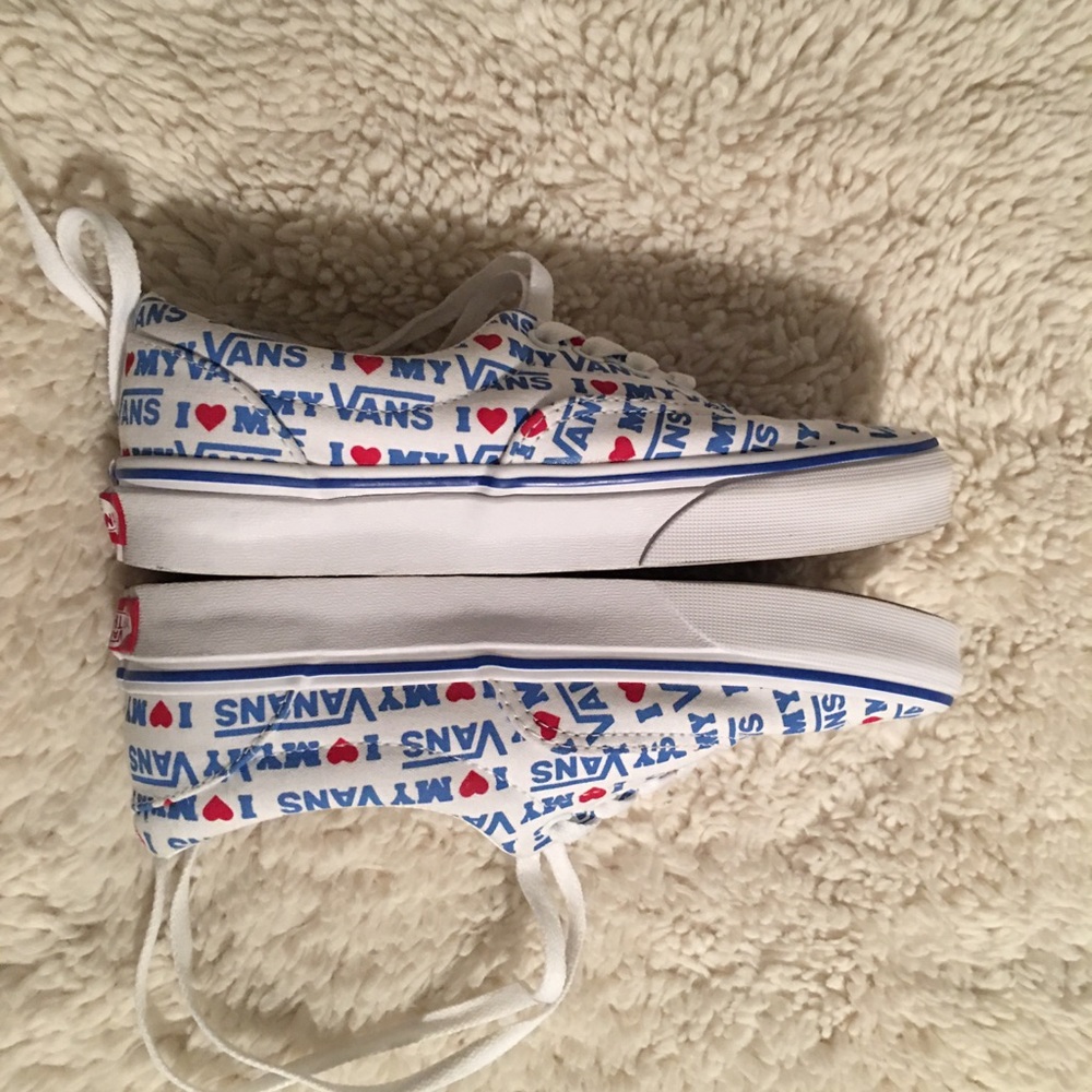 Vans - Picture 4 of 7